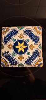 Mooie Sgraffito tegel 16e eeuw., Antiek en Kunst, Ophalen of Verzenden