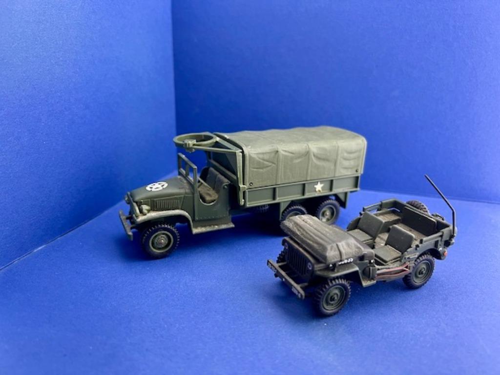 GMC Truck	& WILLEYS JEEP	1/50, Ophalen of Verzenden, Nieuw, Bus of Vrachtwagen, Lion Toys