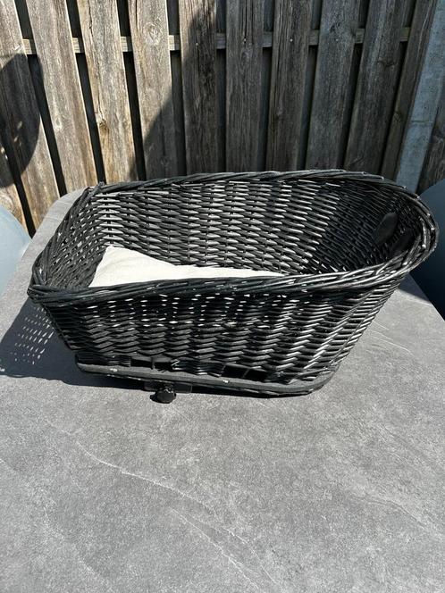 Duvo+ provence rieten honden fietsmand bagagedrager., Fietsen en Brommers, Fietsaccessoires | Fietsmanden, Zo goed als nieuw, Ophalen of Verzenden