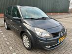 Renault Grand Scenic 2.0 16V automaat, Auto's, Renault, 1998 cc, 4 cilinders, Origineel Nederlands, 75 €/maand