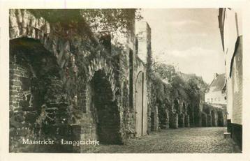 (300-174-001) Maastricht Langgrachtje beschikbaar voor biedingen