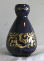 art deco Boch Keramis Catteau vaas goud en blauw geglazuurd, Antiek en Kunst, Verzenden