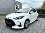 Toyota Yaris 1.5 Hybrid Active Navi|Camera|Carplay|Cruis|Sto, Gebruikt, Met garantie (alle), 450 kg, Wit