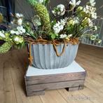 prachtig bloemstuk met witte bloemen, Ophalen, Zo goed als nieuw, Binnen