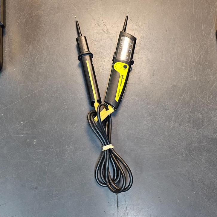 Beha Amprobe 2100-ALPHA Tweepolige spanningstester CAT III, Caravans en Kamperen, Kampeergereedschap, Zo goed als nieuw