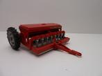 Massey Ferguson 130   ''  Britains '', Hobby en Vrije tijd, Modelauto's | 1:32, Ophalen of Verzenden, Zo goed als nieuw, Tractor of Landbouw