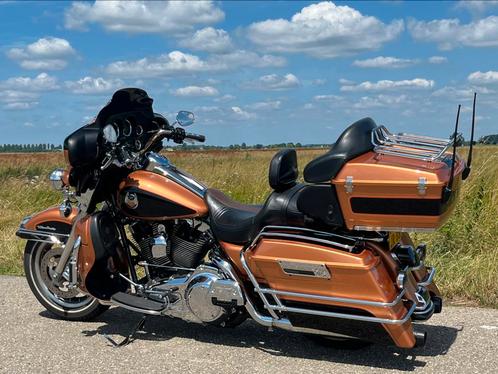Harley Electra Glide Ultra 105th FLHTCU  2007 5HD. 37630km, Motoren, Motoren | Harley-Davidson, Particulier, Toermotor, meer dan 35 kW
