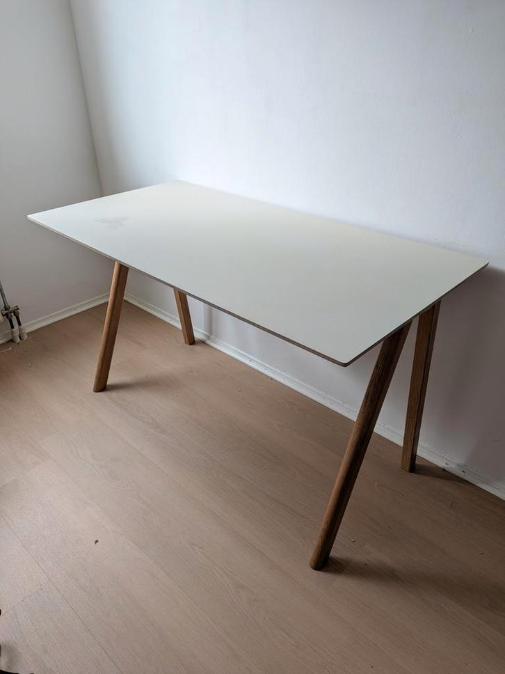 Hay CPH90 Bureau - Off White/Eiken, Huis en Inrichting, Bureaus, Zo goed als nieuw, Ophalen