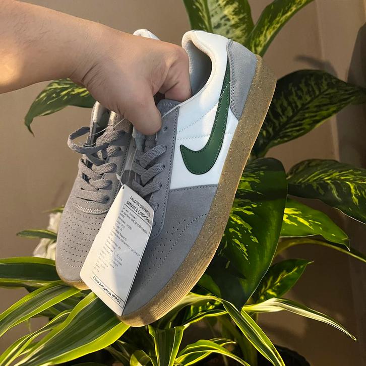 Nike Sb Team Classic sample  Promo Pair Unreleased – 42.5, Kleding | Heren, Schoenen, Zo goed als nieuw, Overige kleuren, Ophalen of Verzenden