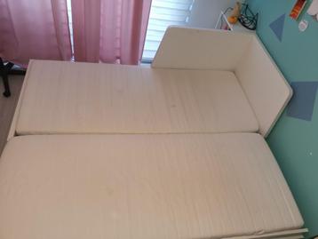 Ikea 2 person's bed!  beschikbaar voor biedingen