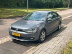Volkswagen Jetta 1.4 TSI Hybrid 170pk 7-DSG 2013 Grijs, Auto's, 74 €/maand, 4 cilinders, Origineel Nederlands, 1405 kg