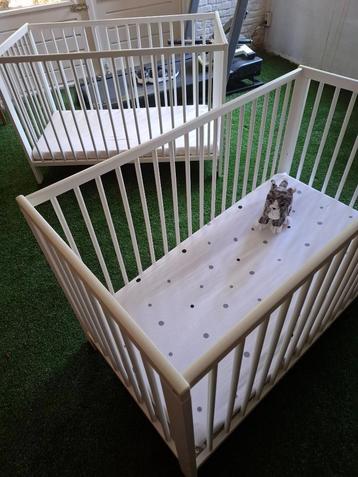 Wit babybedje compleet met matras & beddengoed beschikbaar voor biedingen