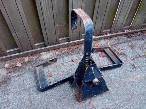 TE KOOP: NOG DEGELIJKE MASSIEF STALEN 3 DELIGE WIELKLEM, Caravans en Kamperen, Caravan accessoires, Gebruikt, Ophalen
