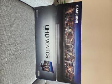 Samsung UE590 4K UHD Monitor beschikbaar voor biedingen