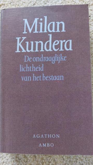 De ondraaglijke lichtheid van het bestaan, Milan Kundera beschikbaar voor biedingen