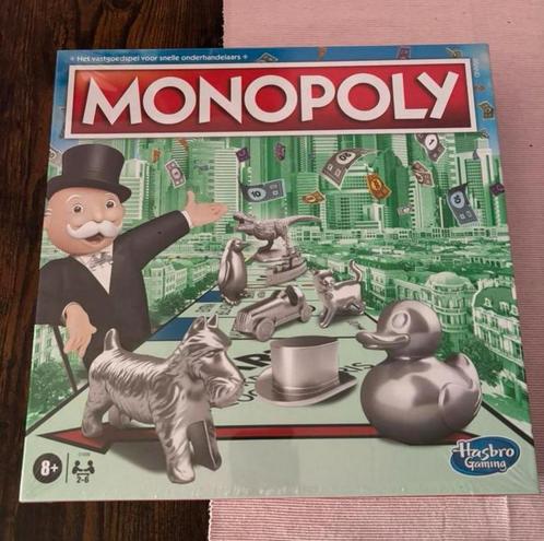Originele Monopoly spel, nieuw in plastic, Hobby en Vrije tijd, Gezelschapsspellen | Bordspellen, Nieuw, Vijf spelers of meer