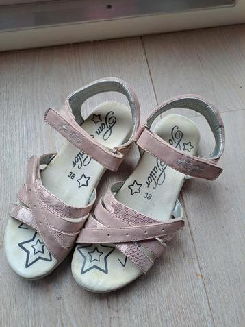 Leuke sandalen (maat 38 s Oliver), zgan beschikbaar voor biedingen