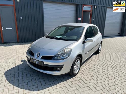Renault Clio 1.4-16V * APK t/m 21-11-2025*, Auto's, Renault, Bedrijf, Te koop, Clio, ABS, Airbags, Airconditioning, Boordcomputer