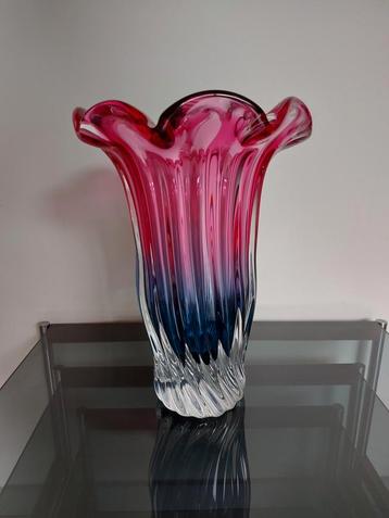 Vintage midcentury Egermann vaas glas roze blauw Tsjechië 