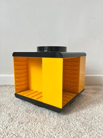 Vintage cassette carrousel, 32 cassettebandjes. 60s 70s  beschikbaar voor biedingen