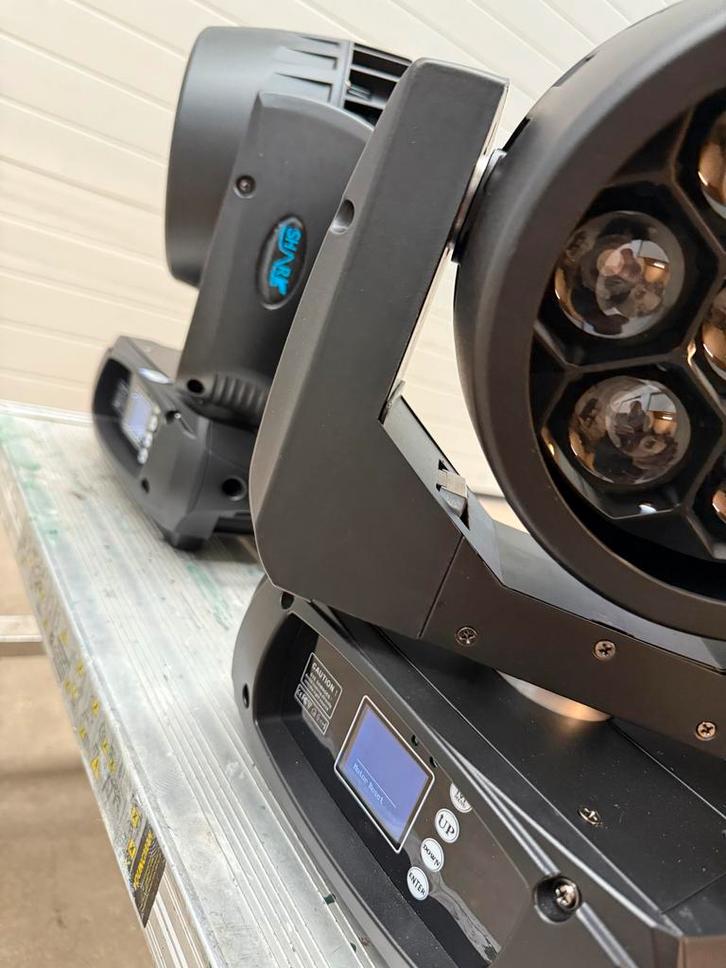 Showtec Shark Moving Head beam / wash 730 rgbw, Muziek en Instrumenten, Licht en Laser, Nieuw, Licht, Geluidgestuurd, Kleur, Stroboscoopeffect