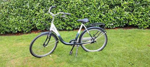 Mooie 26 inch fiets met een lage instap., Fietsen en Brommers, Fietsen | Dames | Moederfietsen, Zo goed als nieuw, Overige merken
