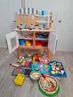 Speelgoedkeukentje inclusief servies en eten., Ophalen