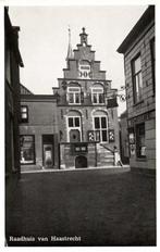 Raadhuis van Haastrecht - 1962 gelopen, Verzamelen, Ansichtkaarten | Nederland, Ophalen of Verzenden, 1960 tot 1980, Gelopen, Noord-Holland