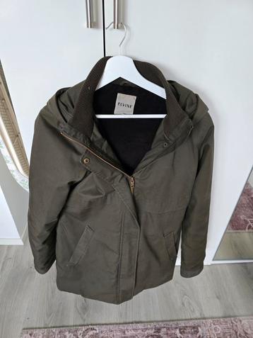 Winterjas  beschikbaar voor biedingen