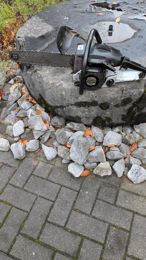 Dolmar 112 Kettingzaag jubileum jaar dolmar., Tuin en Terras, Bladblazers, Gebruikt, Handgedragen, Benzine, Ophalen of Verzenden