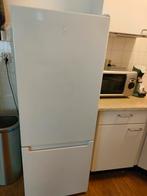 Koelkast twee vries lades ziet er nog prima uit, Witgoed en Apparatuur, Koelkasten en IJskasten, Ophalen, Gebruikt, 45 tot 60 cm