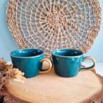 2 petrol mokken met gouden details, Huis en Inrichting, Keuken | Servies, Keramiek, Ophalen of Verzenden, Zo goed als nieuw, Effen