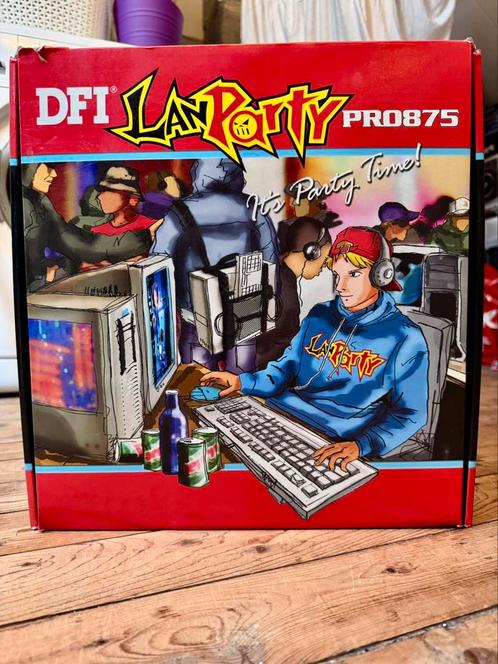 DFI Lanparty PRO875 Moederbord, Computers en Software, Moederborden, Zo goed als nieuw, Ophalen of Verzenden