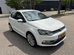 Volkswagen Polo 1.2 TSI Comfortline 90PK AUT NAVI CRUISE TRH, Stof, Gebruikt, Euro 6, 4 cilinders