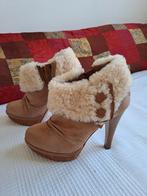 Uggs 37, Kleding | Dames, Schoenen, Ophalen of Verzenden, Zo goed als nieuw, Zwart