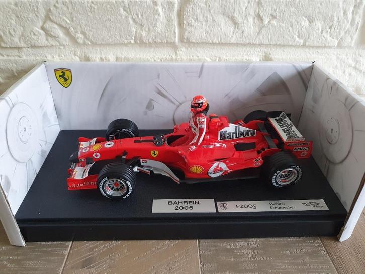 Michael Schumacher Ferrari F2005 Bahrein GP 2005 1:18, Hobby en Vrije tijd, Modelauto's | 1:18, Zo goed als nieuw, Auto, Hot Wheels