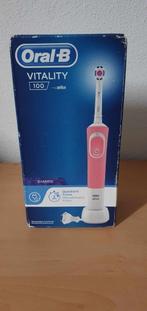 Nieuwe elektrische tandenborstel Oral B Vitality 100, Nieuw, Tandenborstel, Ophalen of Verzenden