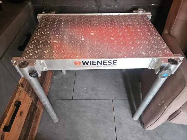 Wienese Trapgatsteiger 50x75cm - Nieuwstaat!, Doe-het-zelf en Verbouw, Steigers, Zo goed als nieuw, Rolsteiger of Kamersteiger