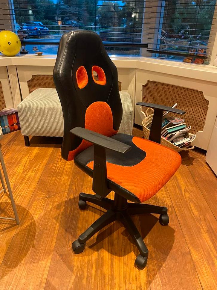 Gaming Bureaustoel Zwart/Oranje, Huis en Inrichting, Bureaustoelen, Gebruikt, Bureaustoel, Zwart, Gaming bureaustoel, Ophalen