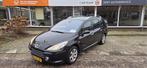 Peugeot 307 SW 1.6-16V Premium 7 persoonsTrekhaak Panodak, Stof, Gebruikt, 4 cilinders, 715 kg