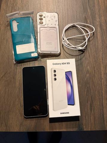 Samsung A54 5G - 256MB - Awesome wit beschikbaar voor biedingen
