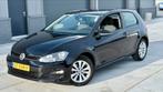 Volkswagen Golf 1.6 TDI 110pk BMT 3D 2015 Zwart, Auto's, Voorwielaandrijving, Stof, Euro 6, 4 cilinders