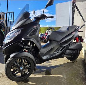 Piaggio mp3 300 onderdelen beschikbaar voor biedingen