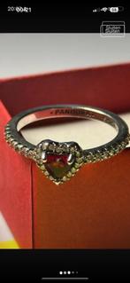 Mooie pandora Ring met rood hart, 18 tot 19, Ophalen of Verzenden, Zo goed als nieuw, Dame
