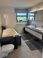 Riho Bubbelbad, Kasten, Spiegel, Huis en Inrichting, Badkamer | Badkamermeubels, Ophalen, 50 tot 100 cm, Minder dan 100 cm, 25 tot 50 cm