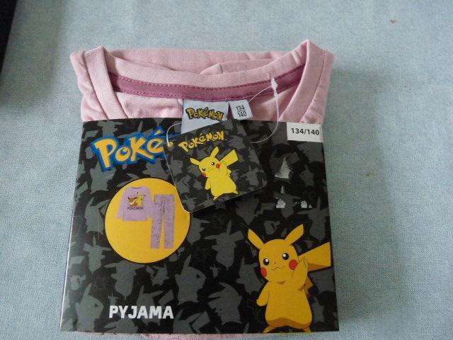 Pokemon pyjama - roze - eevee - pikachu - Pokémon  Nieuw, Kinderen en Baby's, Kinderkleding | Maat 134, Nieuw, Meisje, Nacht- of Onderkleding