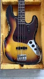 Fender jazz CS 1961 heavy relic, Muziek en Instrumenten, Ophalen of Verzenden, Zo goed als nieuw, Solid body, Fender