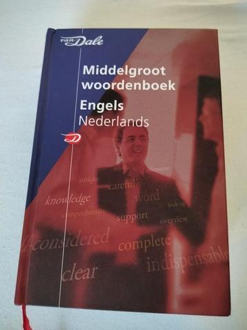 Van Dale Middelgroot woordenboek Engels-Nederlands beschikbaar voor biedingen