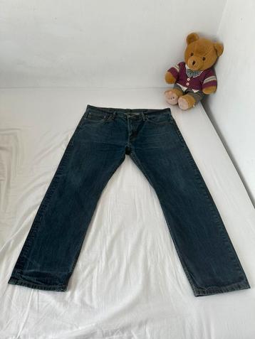 Vintage Levi’s jeans beschikbaar voor biedingen