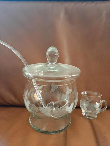 Glazen Bowlstel met Lepel en Kopje beschikbaar voor biedingen